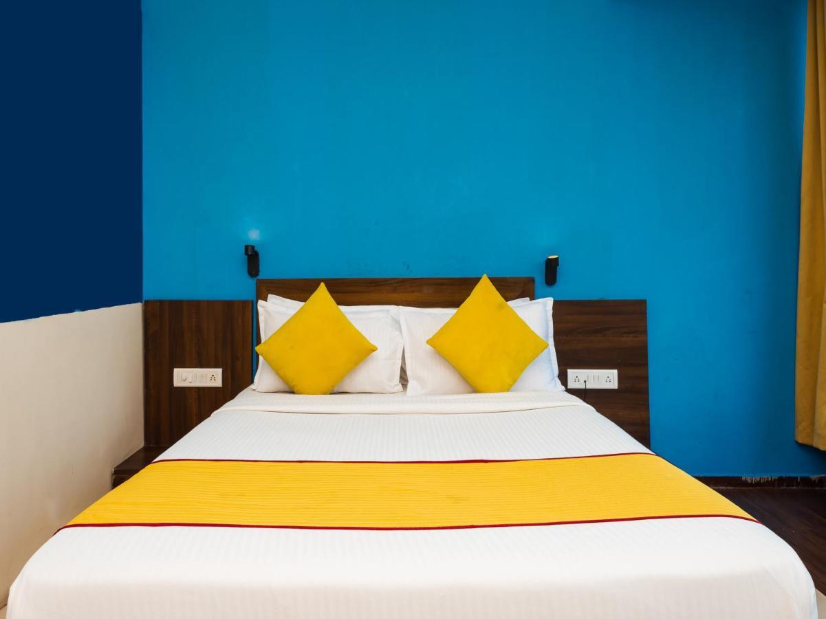 Hotel Aura - Near Malad Link Road Gorai Exterior foto