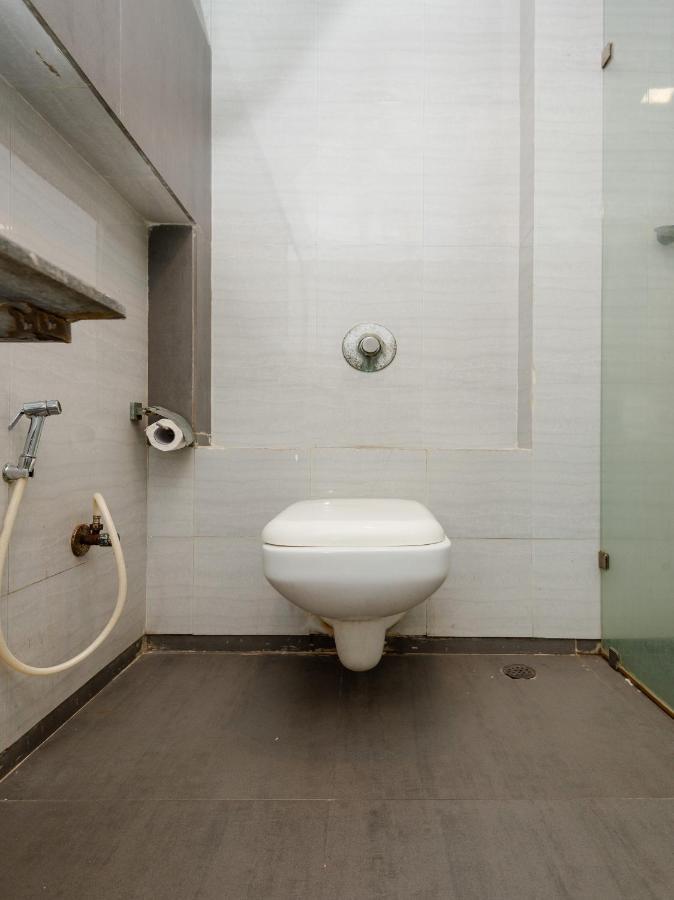 Hotel Aura - Near Malad Link Road Gorai Exterior foto